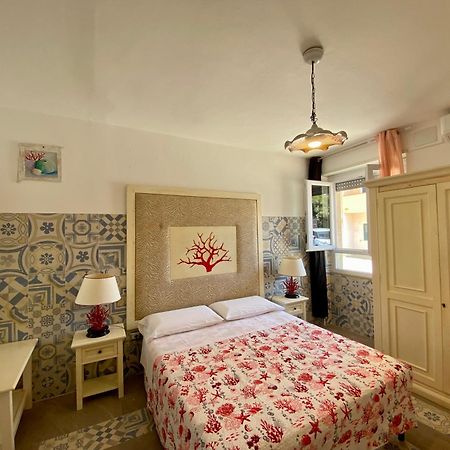 Casetta Al Mare Isola Rossa Δωμάτιο φωτογραφία
