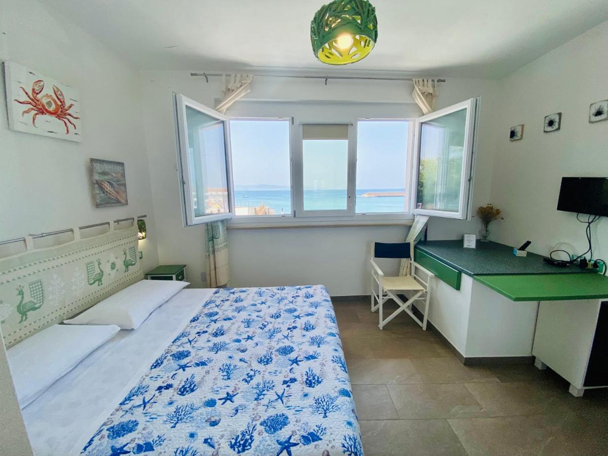 Casetta Al Mare Isola Rossa Εξωτερικό φωτογραφία