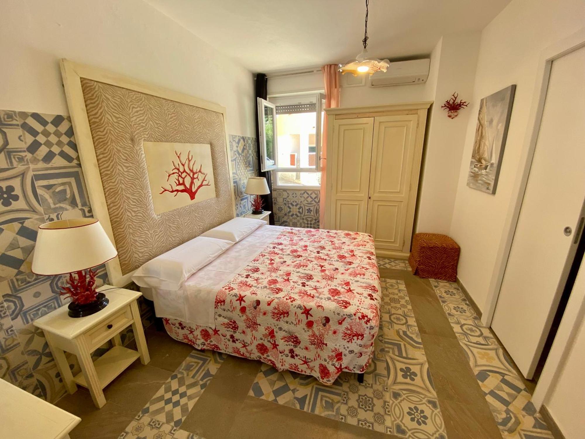Casetta Al Mare Isola Rossa Δωμάτιο φωτογραφία